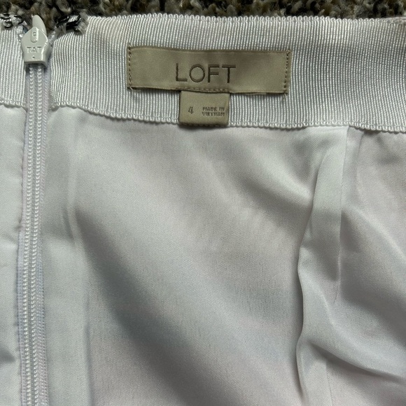 Loft Women’s Soft Hue Tapestry Like Stitched Skirt Size 4 - Picture 5 of 8